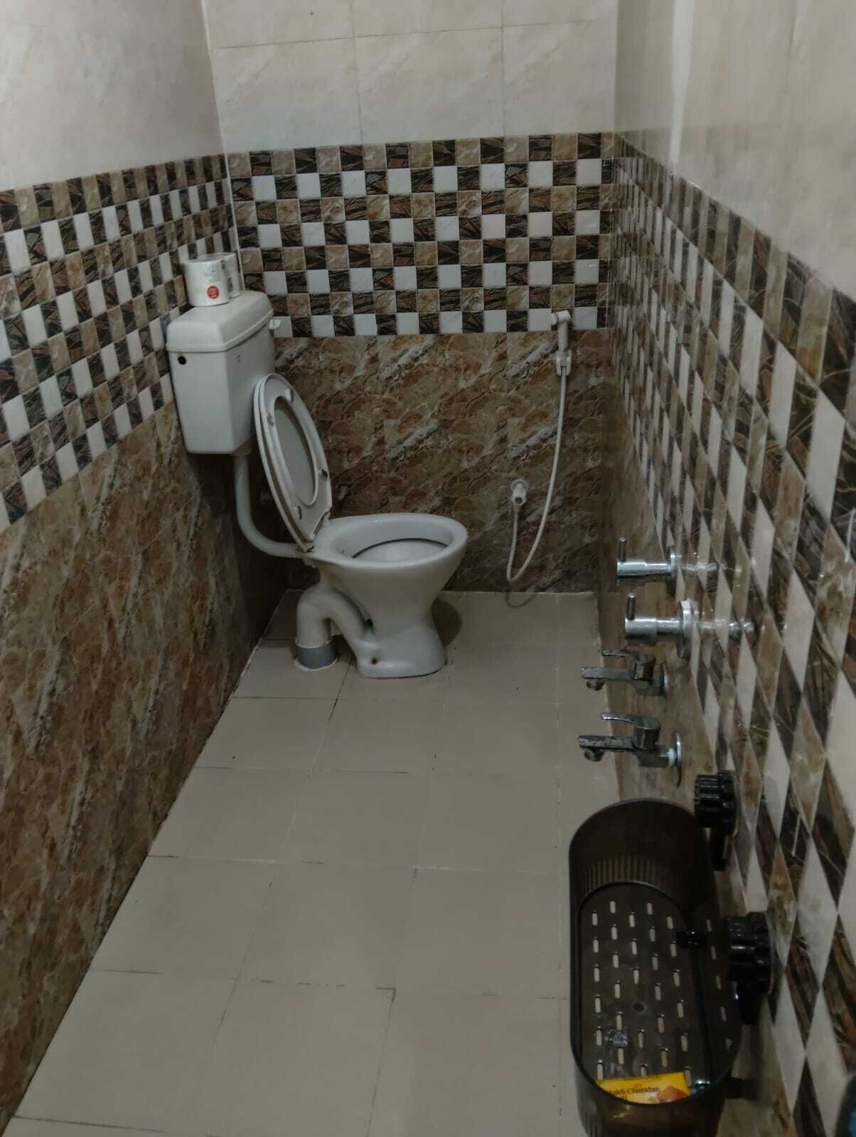 Double or Twin Room, Balcony, City View | Bathroom