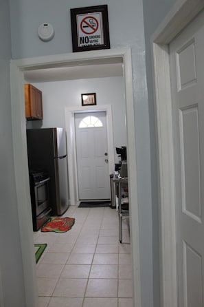 Private kitchen - 3-bedroom in Crown Heights with access to the backyard (brooklyn)