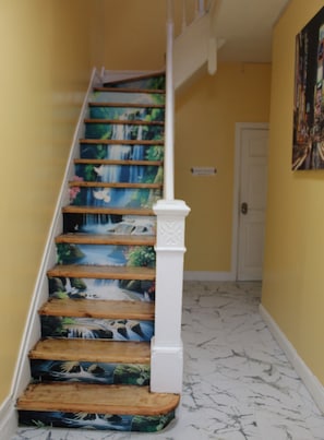 Interior - 3-bedroom in Crown Heights with access to the backyard (brooklyn)