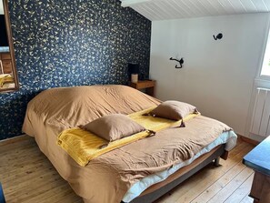 1 bedroom, WiFi, bed sheets - Maisonnete de Charme / Port & Beach (Les Sables-d'Olonne)