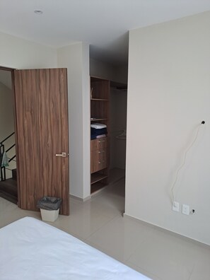 2 chambres, Wi-Fi, draps fournis