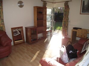 Living area - A good flat close to university! (Manchester)