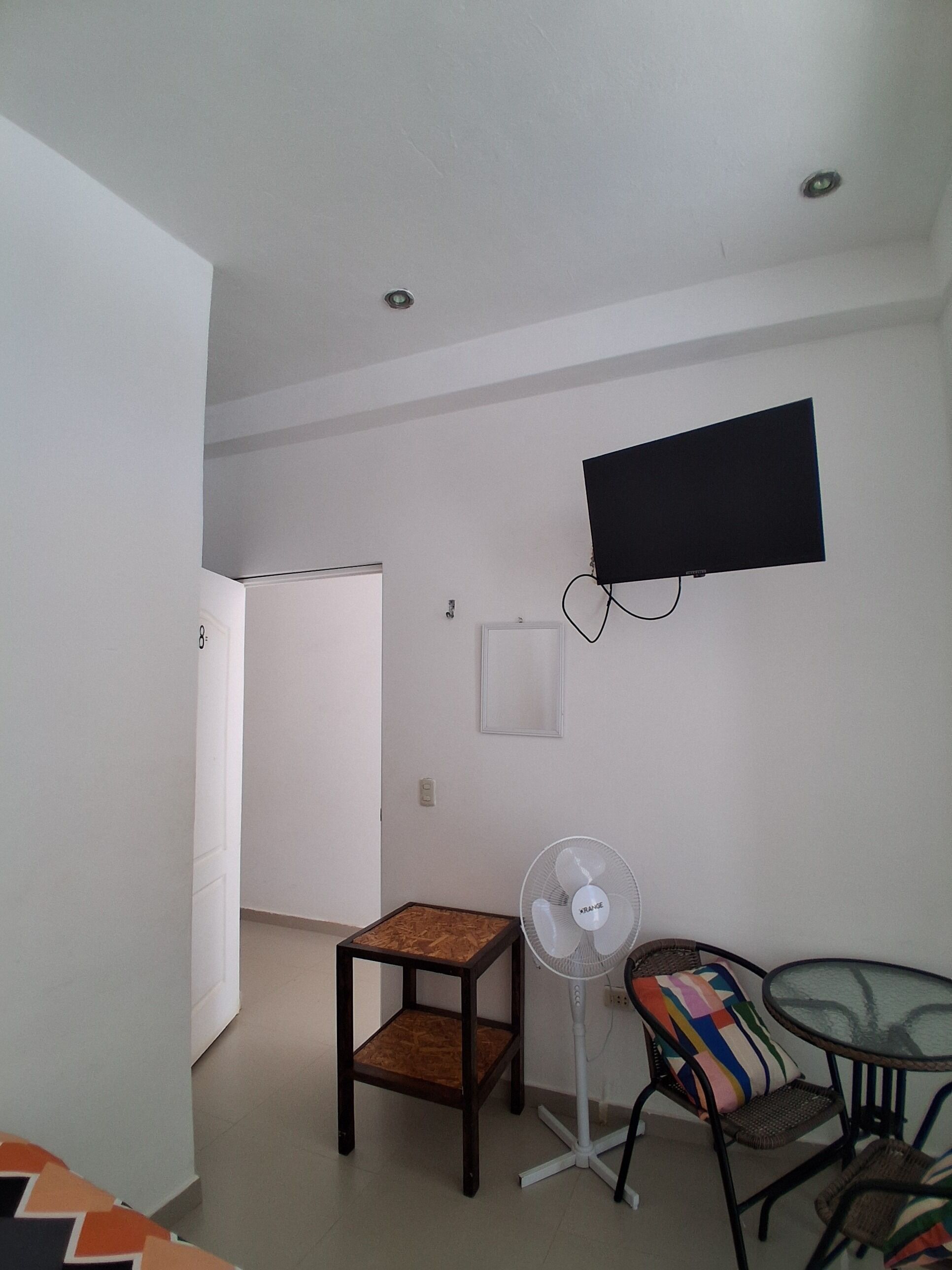 Deluxe Room, Balcony, Pool View | Interior