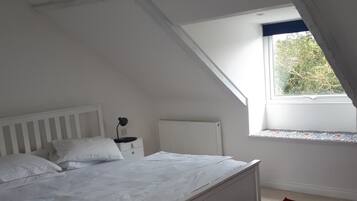 Comfort Double Room, Garden View | Iron/ironing board, free WiFi
