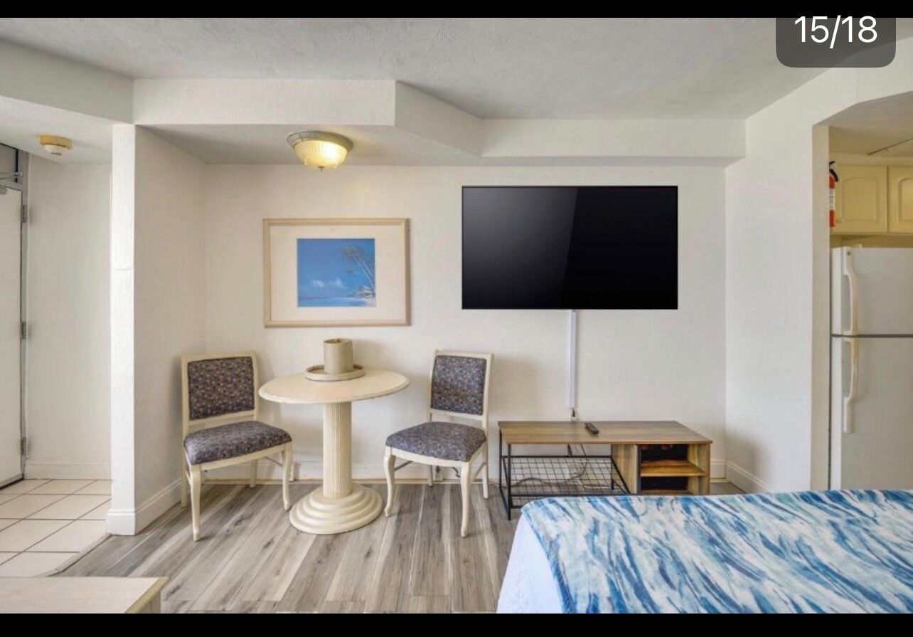 Apartment, 1 Bedroom, Accessible, Private Pool | Room amenity