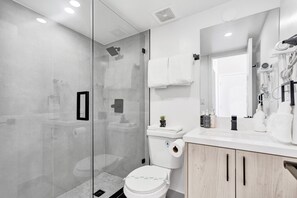 Shower, hair dryer, towels - Modern 2 BDR South Beach Condo by Ocean Drive 404 (Miami Beach)