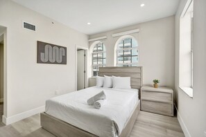 2 Schlafzimmer, Bügeleisen/Bügelbrett, Reisekinderbett, WLAN