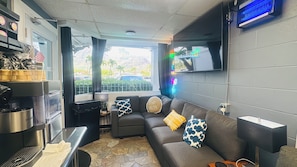 TV