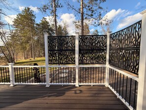 Property grounds - NEW Luxurious East Twin Cottage- lakeside, Stunning Fireplace, 4 min to Nisswa! (Pequot Lakes)