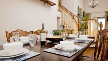 Family House | Dining