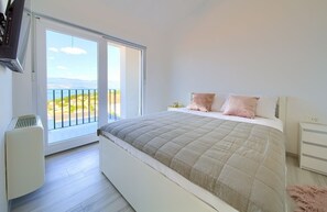 4 quartos, Wi-Fi de cortesia, roupa de cama