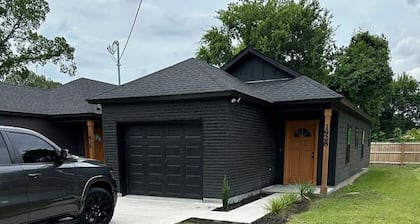 3-bedroom house near Southern University