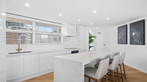Private kitchen - Absolute Beachfront 3BR Luxury | Stunning Ocean Views | Walk Everywhere (Mooloolaba)