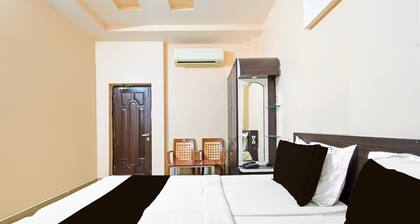 Deluxenagamayuri Grand