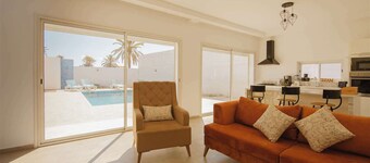 Villa céleste à Djerba - Private swimming pool 2' from the sea