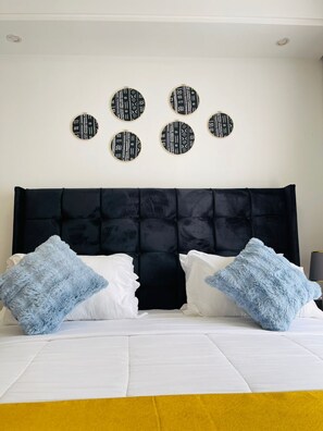 1 bedroom, WiFi - Chic, furnished BnB with high-speed internet and a washing machine. Stay ready. (Nairobi)