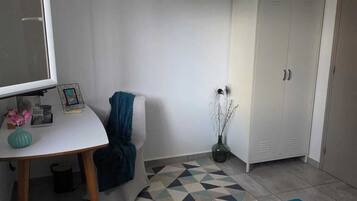 1 bedroom, WiFi, bed sheets