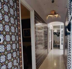 Interior - Pedestrians in the water in the Medina at Hammamet Centre (Hammamet)