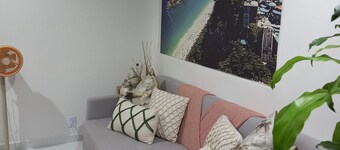Copacabana, low location, with 2 bedrooms for up to 6 people.