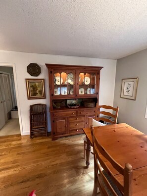 Dining - Your Home Away from Home--Spacious Escape in the Mountains (Sky Valley)