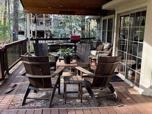 Outdoor dining - Your Home Away from Home--Spacious Escape in the Mountains (Sky Valley)