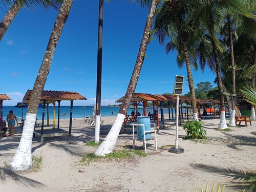 Vicina Maris Beach Lodge
