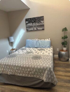 Room - Cozy 2-bedroom condo in perfect Branson with AC (Branson)