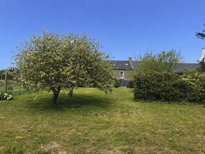 Property grounds - La Maison de Léa by Interhome (Saint Coulomb)