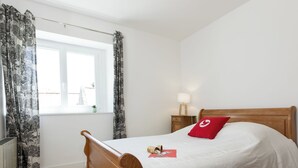 Room - La Maison de Léa by Interhome (Saint Coulomb)
