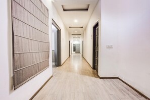 House | Interior - Classic With Balconyrohini Sector 23 (New Delhi)