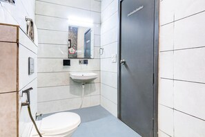 House | Bathroom - Classic With Balconyrohini Sector 23 (New Delhi)