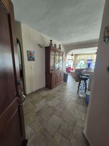 Beautiful condo #16 with 2 pools on the waterfront