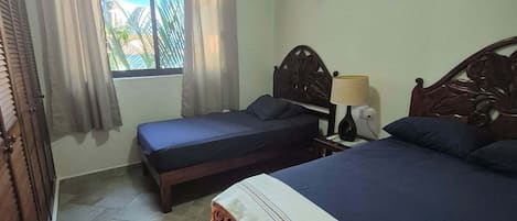 2 bedrooms, iron/ironing board, Internet, bed sheets