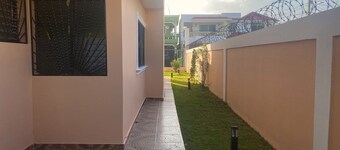 Large House With AC Wifi Parking Ideal for Families