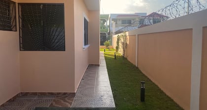 Large House With AC Wifi Parking Ideal for Families