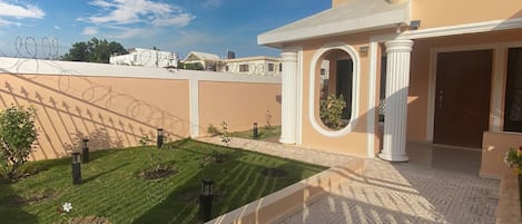 House, 3 Bedrooms, Smoking, Patio | Exterior detail