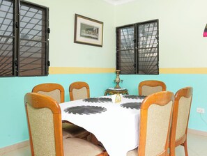 Rumah, 3 kamar tidur, Boleh Merokok, patio | Ruang makan