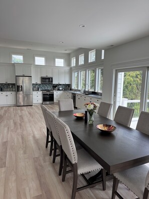 Dining - new large home w/swimming pool, ocean views plenty of parking incredible sunsets (Cape May)