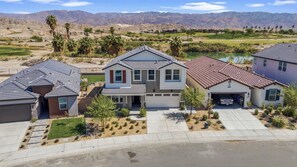 Exterior - Luxe Serenity: Pool, Spa, BBQ, FirePit, at TerraLago! (Indio)