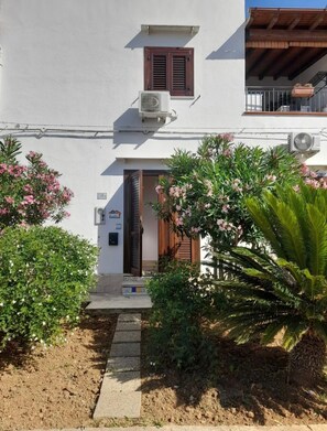Exterior detail - Vacation home Annameri (Terrasini)
