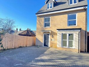 House - Quartz 2BR Apart With Garden NR Abbey Stadium (Cambridge)