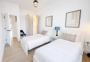 House | 2 bedrooms - 2 BR Sofabed 11 Mins to Gallops Parking Garden (Newmarket)