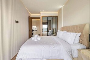 Iron/ironing board, WiFi, bed sheets - Ocean view • XXL balcony- Corniche - Location #1 (Casablanca)