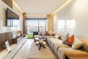 Living area - Ocean view • XXL balcony- Corniche - Location #1 (Casablanca)