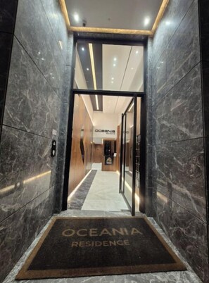 Interior - Ocean view • XXL balcony- Corniche - Location #1 (Casablanca)