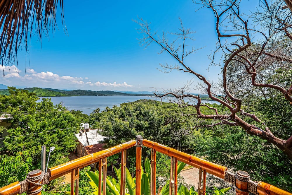Experience Coastal Bliss in Isla Navidad - Stunning Waterviews - Colorado