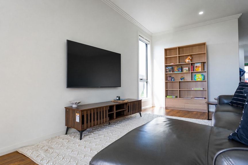 Macarthur Stay - Spacious 4br Home With Outdoor Area - Campbelltown