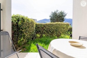Outdoor dining - Edelweiss A2 - ALBERTVILLE (ALBERTVILLE)