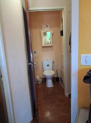 Håndklæder, Toiletpapir