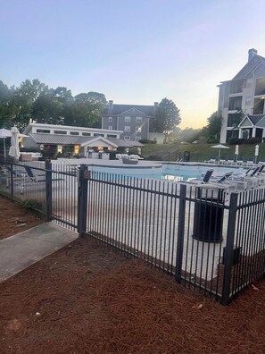 Pool - ​Ultimate Convenience: Spacious 1BR in the Heart of Cumberland (Atlanta)